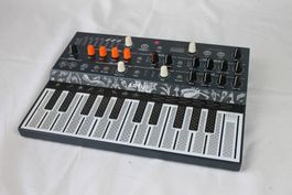 Arturia Microfreak Synthesizer