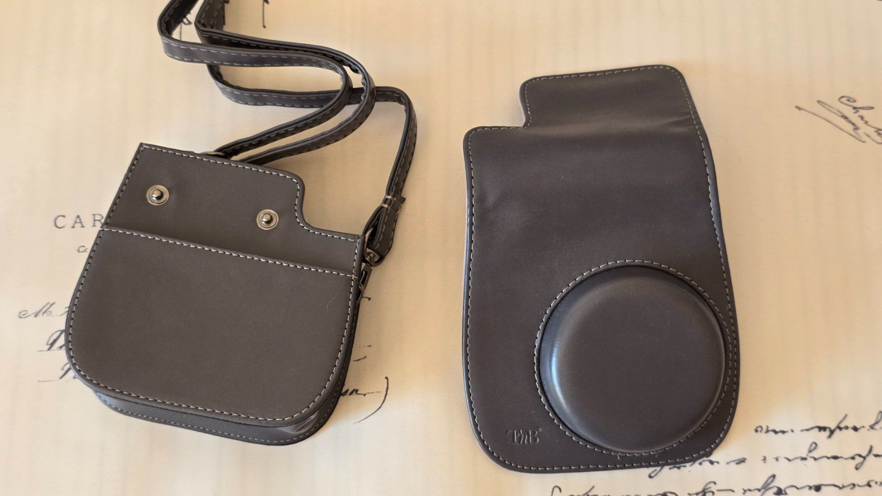 Borse: 🆕 Graue Instax Mini Kamera-Tasche / Case / Schutzhülle – Nuovo e nell'imballaggio originale da Thalwil venduto da VitaMini 6