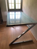 Bureau en verre dépoli 