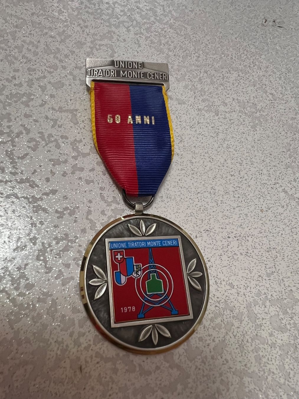 Medaglie: Medaille – Usato da monte carasso venduto da Chanel82