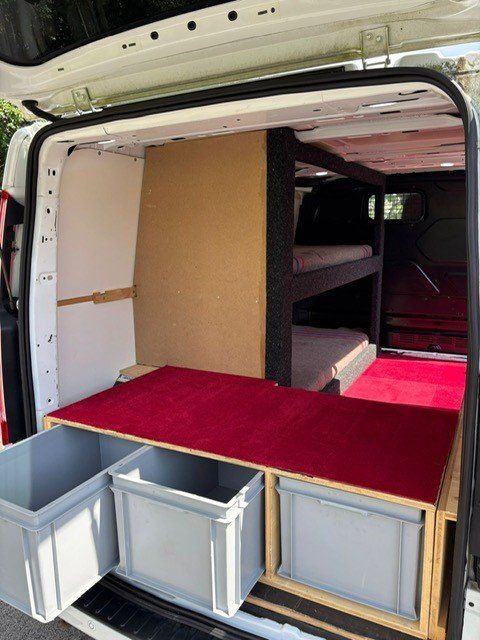 Ford Veicoli commerciali: Bus Ford Transit Custom – Usato da Hauterive NE venduto da sofia66 6