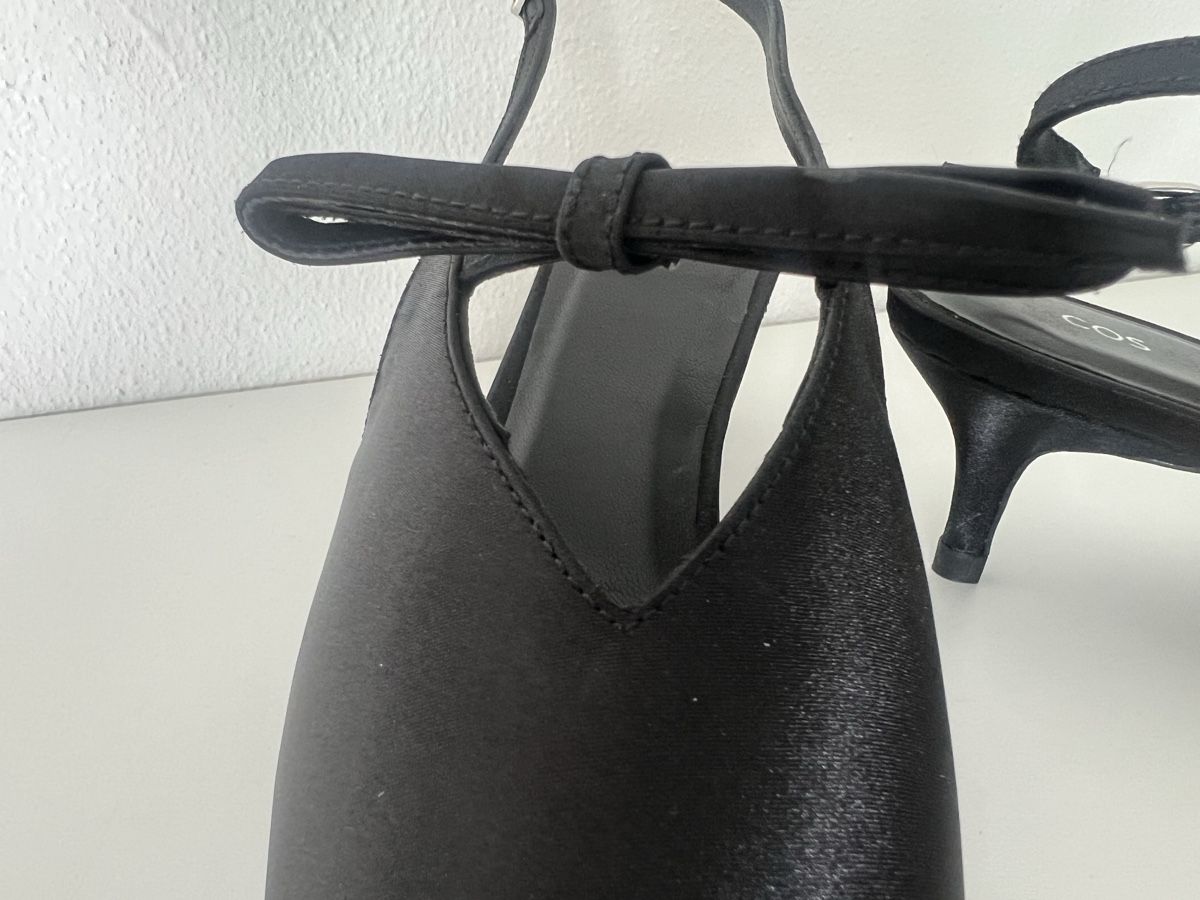Cos Scarpe da donna: Cos – Nuovo e nell'imballaggio originale da Zürich venduto da ReStyle.