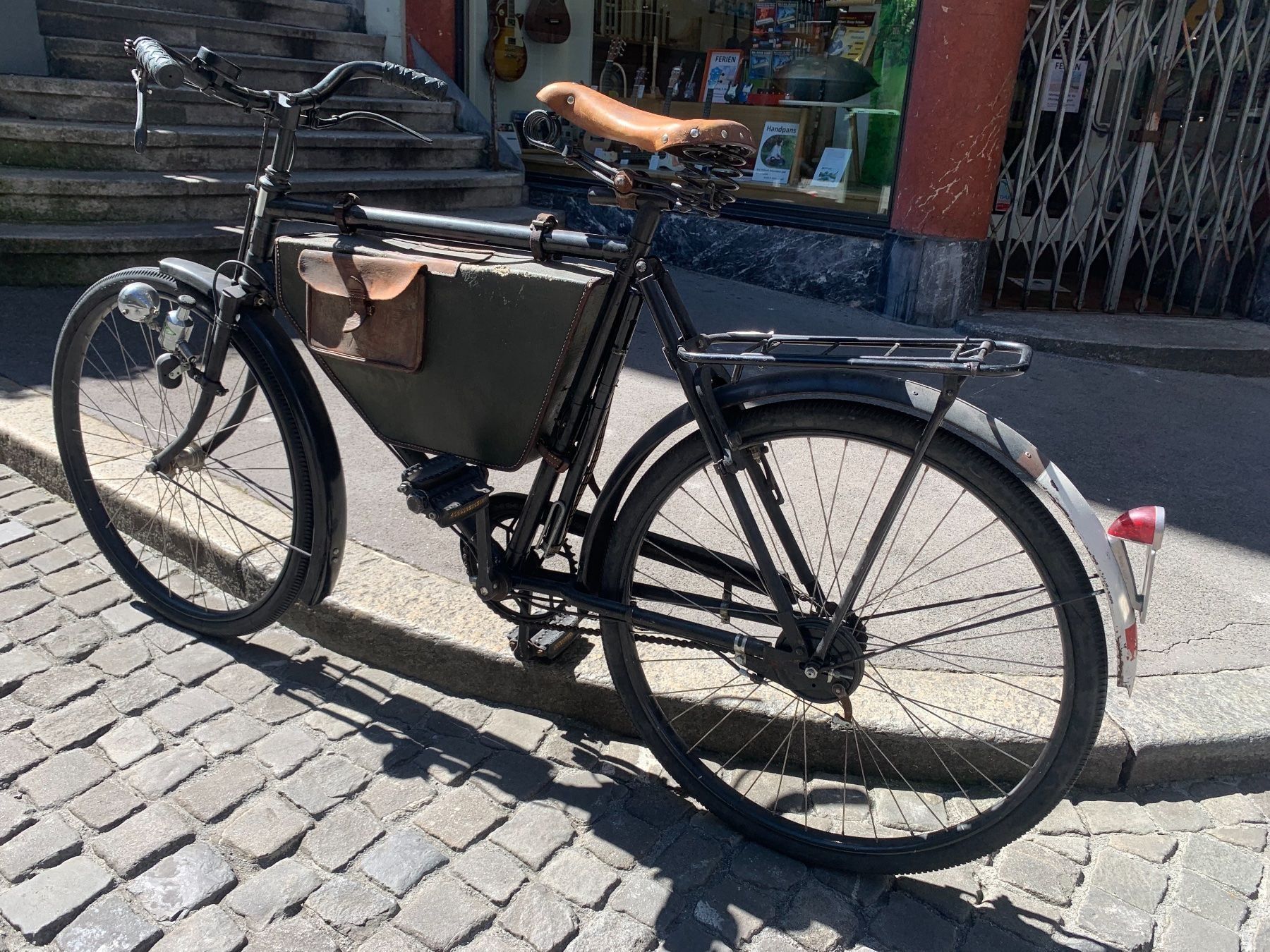 Schweizer Armee Biciclette: Militär Velo  Lieferung Gratis – Usato da Thun venduto da Thuno6 1