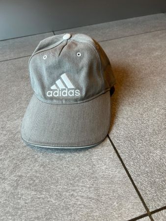 Adidas - Sonnen hut / Kappe Gr. 54 verstellbar mit Klettvers