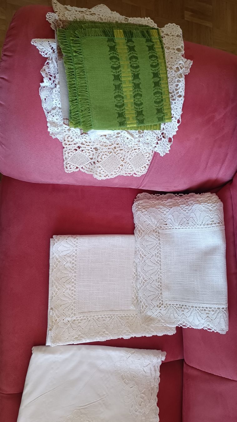 Alle Dekorationen: Handgestickte Tischwäsche-Sammlung; das große Balkanpaket – Gebraucht aus Baden von zuppel 6
