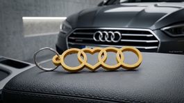 Audi Herz Schlüsselanhänger – Ringe mit Herz-Design - gold