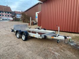 Sachentransportanhänger mit Absenkachsen / Vezeko R2B2X