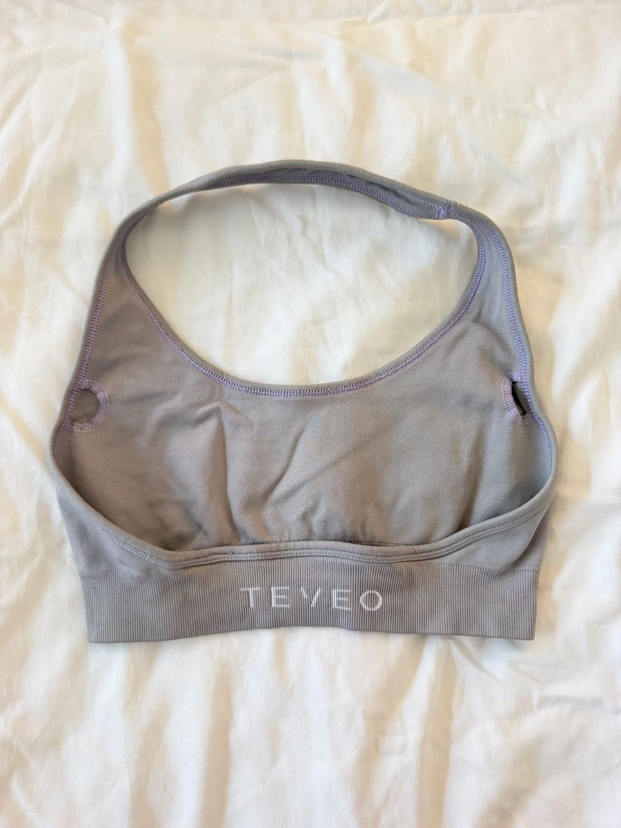 Teveo Top: Sports bra – Usato da Zürich venduto da lil_h279