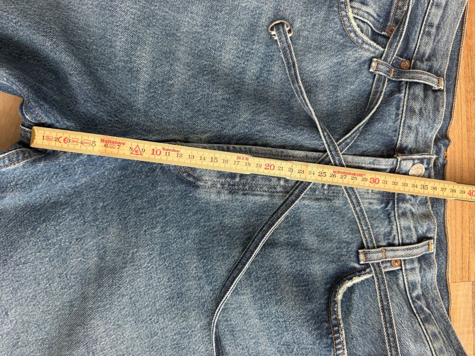 Agolde Jeans: Agolde Jeans – Usato da Buchs AG venduto da MiWeFe17 7