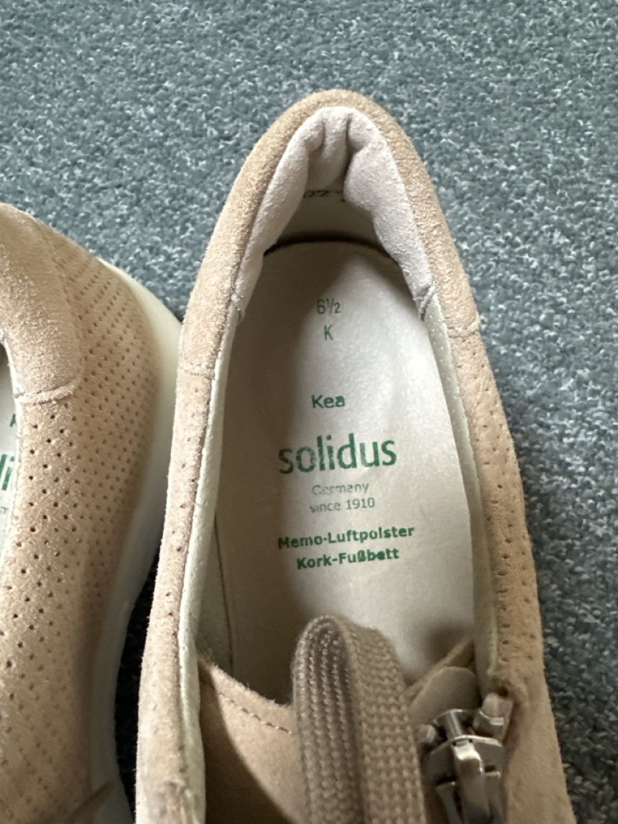 Scarpe da donna: Solidus Kea Sneaker beige Gr 6.5  – Nuovo e nell'imballaggio originale da Baltschieder venduto da YmroBe 1