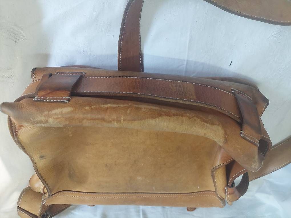Borse: Leder Umhängetasche gebraucht und mit Charme – Usato da Cavigliano venduto da myoutdoor24 3
