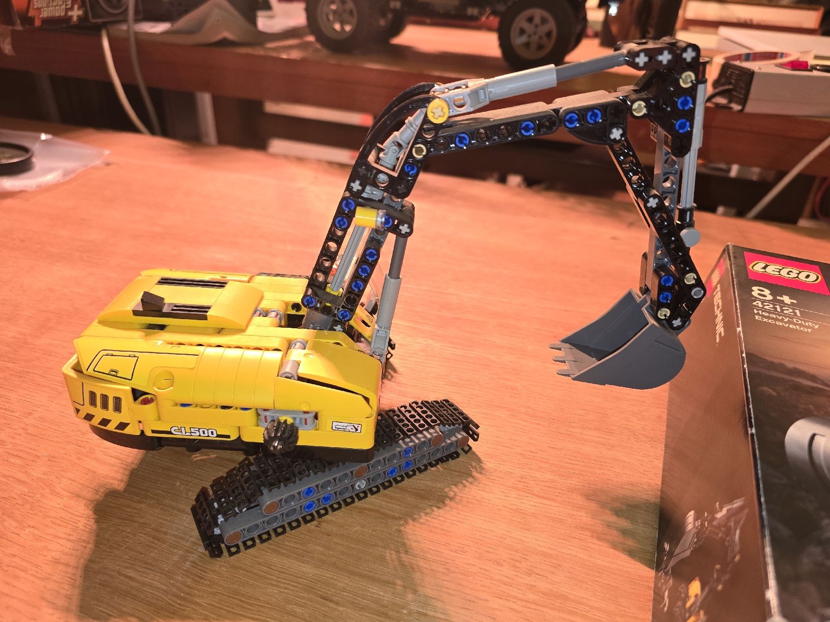 Technics Baukästen: LEGO Technic 42121 Heavy-Duty Bagger unbespielt – Gebraucht aus Wienacht-Tobel von max_92rg