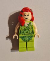 LEGO Poison Ivy, Hair Over Shoulder SH010 Minifigura