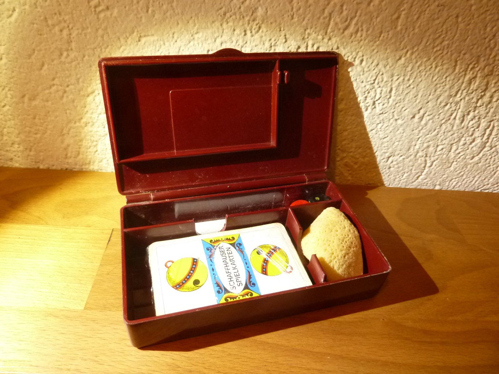 Giochi: Antike Jasskarten Bakelitbox Schweiz – Usato da Hochfelden venduto da swissice 2
