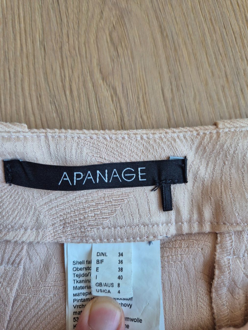 Pantaloni: Apanage Hose, Gr. 34/36, apricot – Usato da Goldau venduto da simona.dettling 2