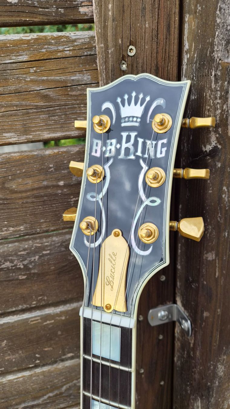 Gibson Strumenti musicali: Gibson Lucille BB King Signed Crown – Usato da pieterlen venduto da AntonelloGuitars 2