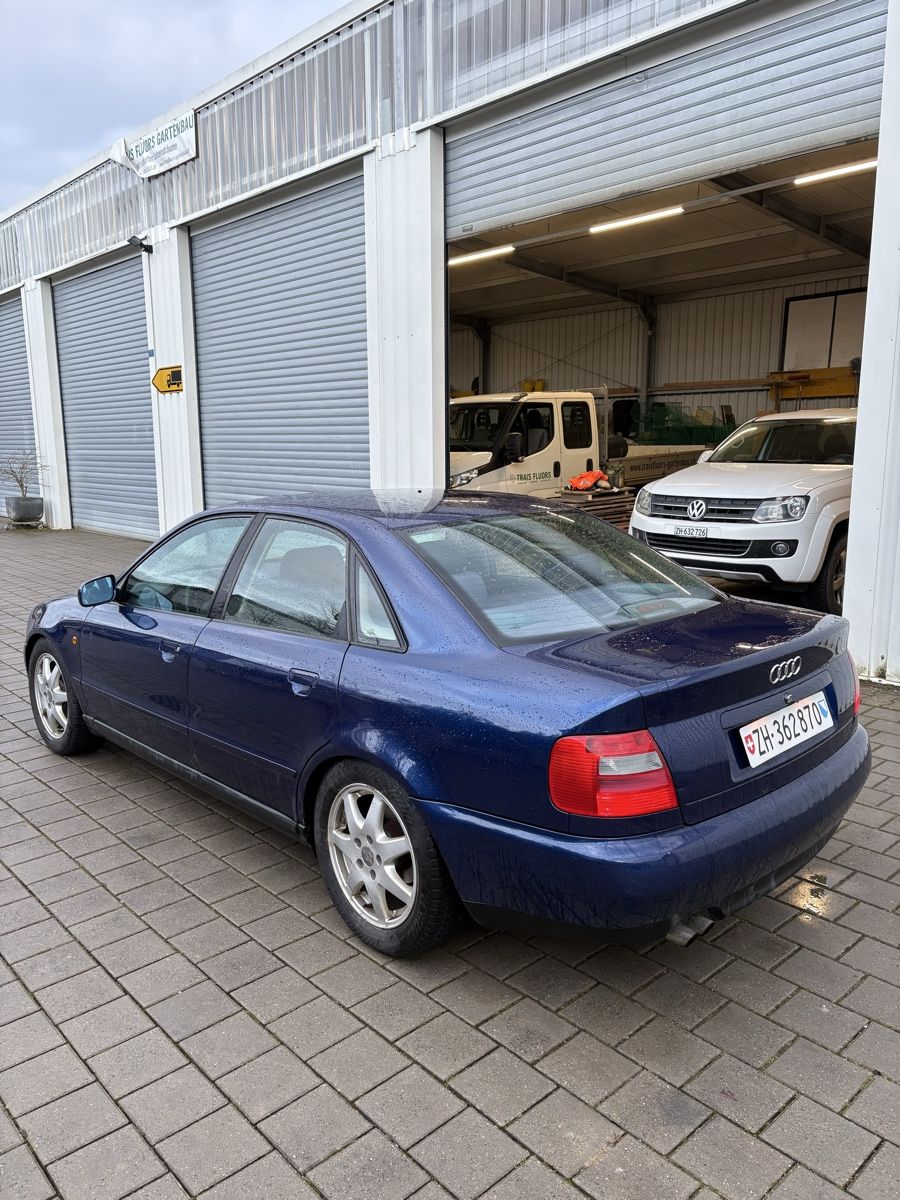 Audi Automobili: Audi A4 B5 1.8T – Usato da Wil ZH venduto da simi_2211 2