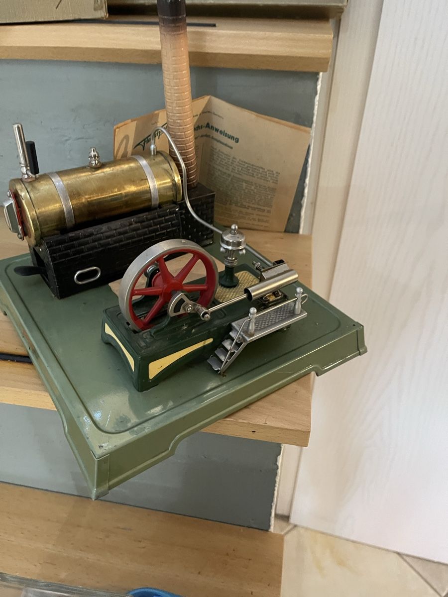 Kit di modellismo & Modellini statici: Fleischmann Dampfmaschine Nr. 260 – Nuovo (secondo la descrizione) da Bichwil venduto da chilliboy 2