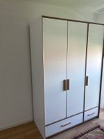 Armoire  à habits 3 portes Pfister marque Cilek état de neuf