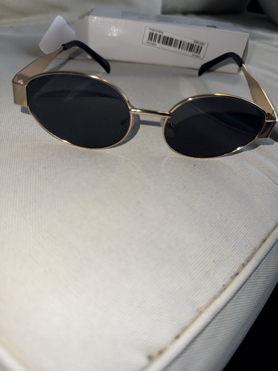 Occhiali & Lenti: Sonnenbrille – Difettoso da Zürich venduto da Bojana 3