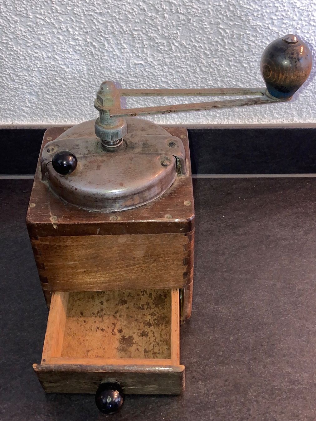 Macchine per caffè & Macchine per espresso: Ancien moulin à café en bois – Usato da Aumont venduto da del_f2k9 1