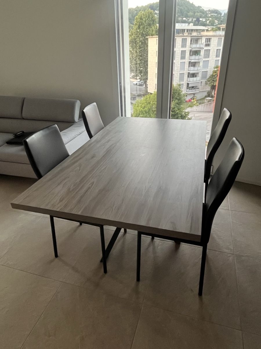 Conforama Tables: Tavolo da pranzo – D'occasion à Piazzogna par mat_yrh2 1