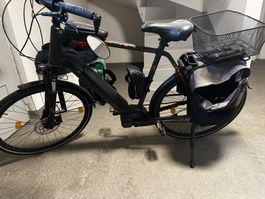 Riverside E-Bike mit Bosch Motor + Vollausstattung (Rockbros