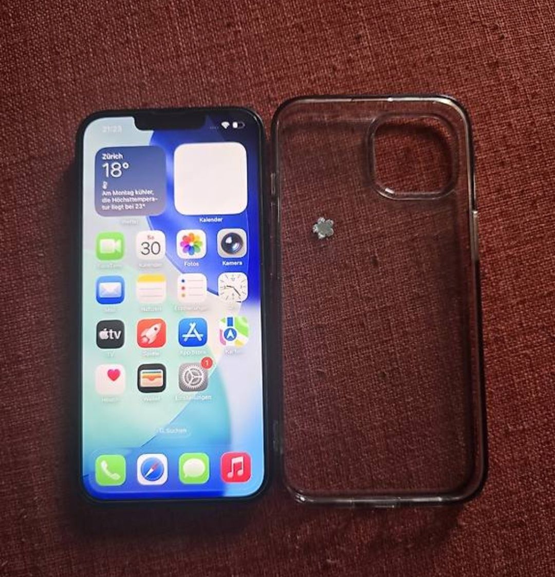 Apple Telefoni cellulari / Smartphones: iPhone 14 256GB dunkel Blau – Usato da Schaffhausen venduto da Rajashafiq 2