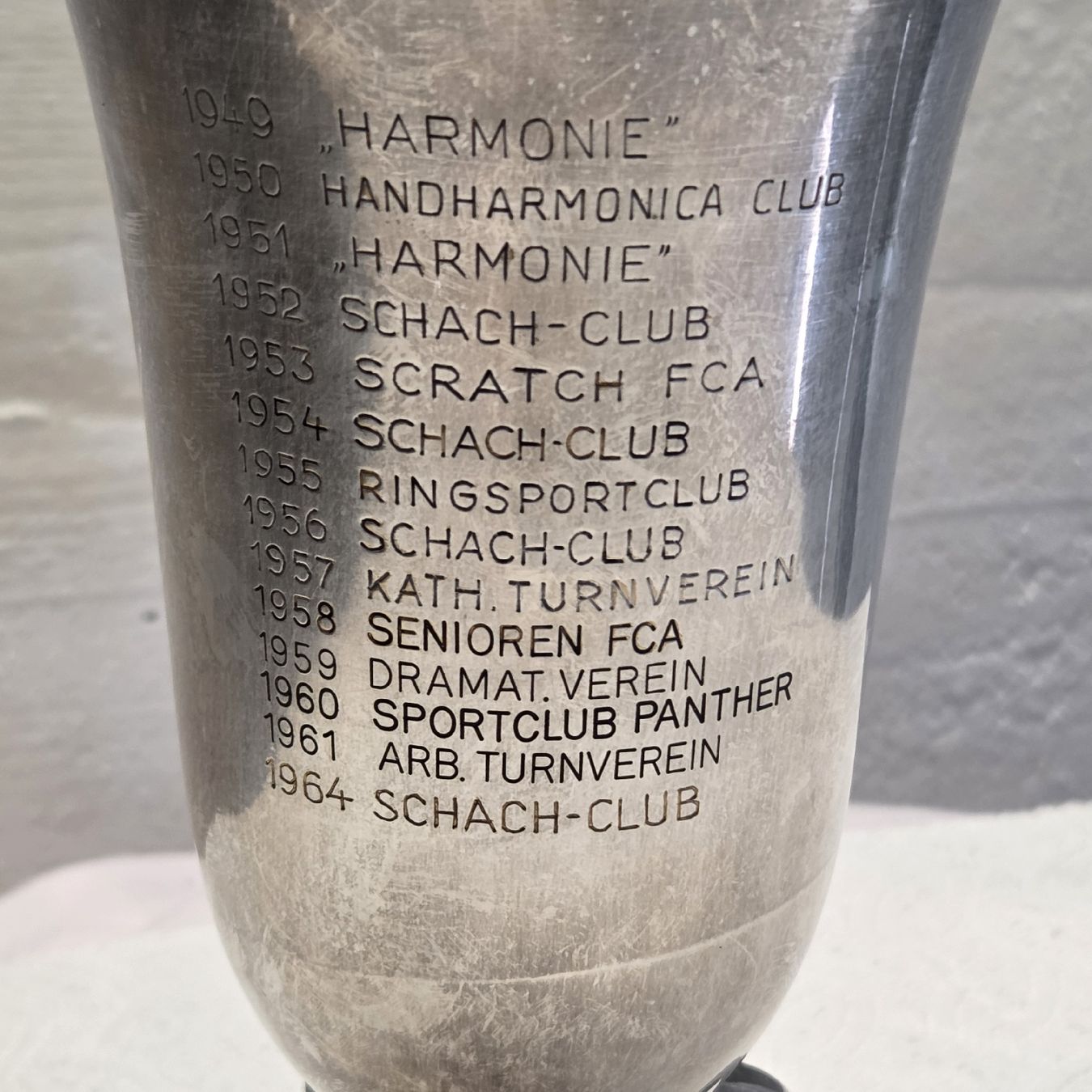 Autres collections & raretés: Versilberter Messingpokal, Vintage – D'occasion à Stans par Ducati16 1