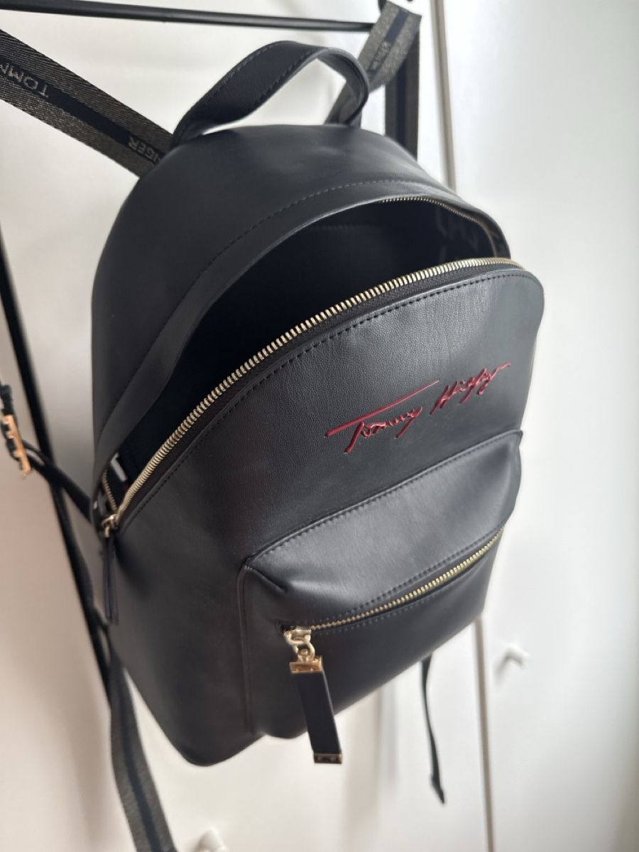 Tommy Hilfiger Sacs à dos: Rucksack Tommy Hilfiger – Neuf (Voir description) à Winkel par Olirickli05 1