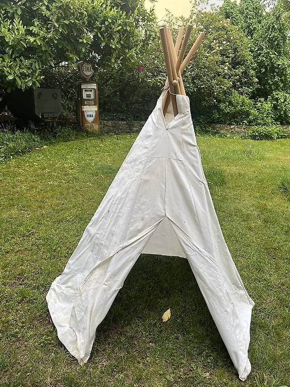 Alri letti & mobili per bambini: Spiel - Zelt Tipi – Usato da Schlieren venduto da kasuemir