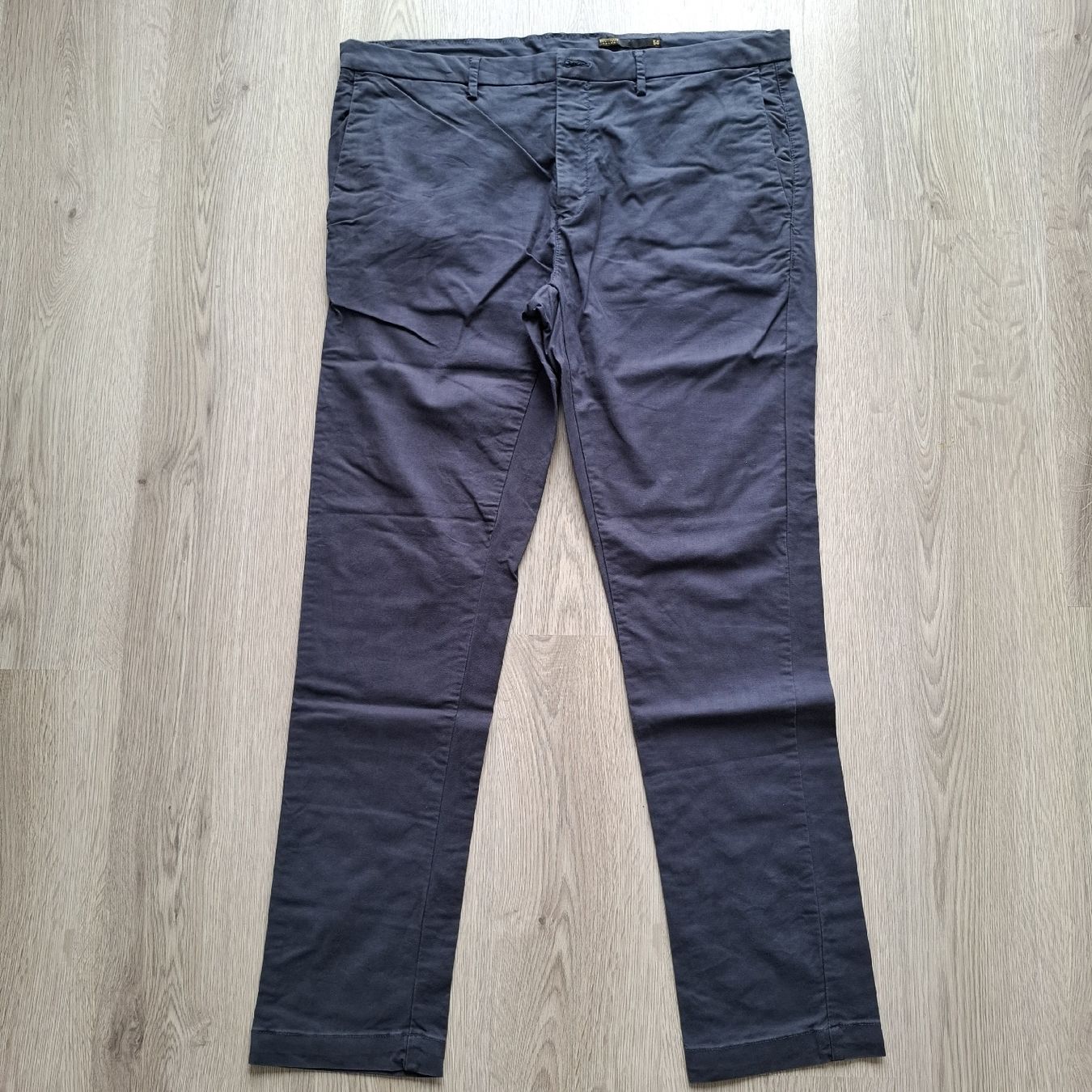 Pantaloni: Dunkelblaue Chinohose, Grösse 54, Baumwolle, – Usato da Emmen venduto da Tigerlady