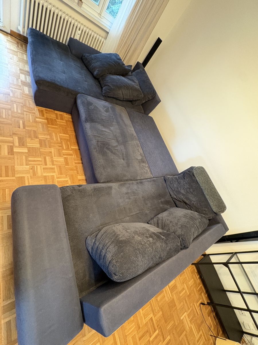 Sofas: Grosses Ecksofa in Dunkelblau  – D'occasion à Bassersdorf par Mojitoboy 1