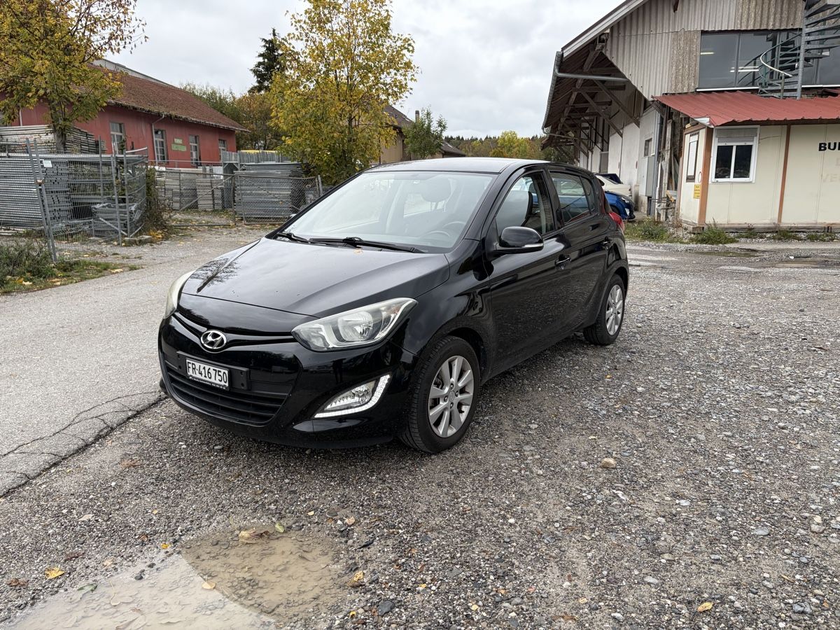 Hyundai Autos: Hyundai i20 – Gebraucht aus Lossy von Bmwpassion 8