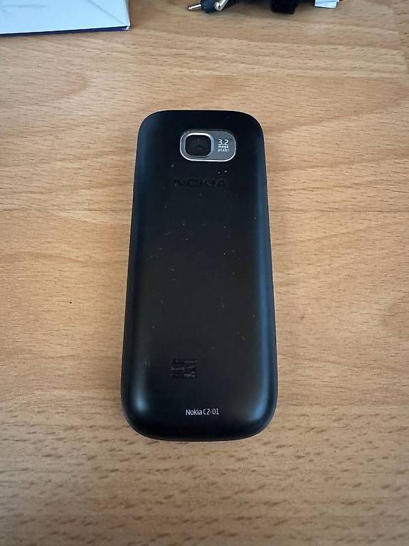 Nokia Portables: Nokia C2-01  Complet avec boîte et chargeur – D'occasion à Engollon par Winters91 2