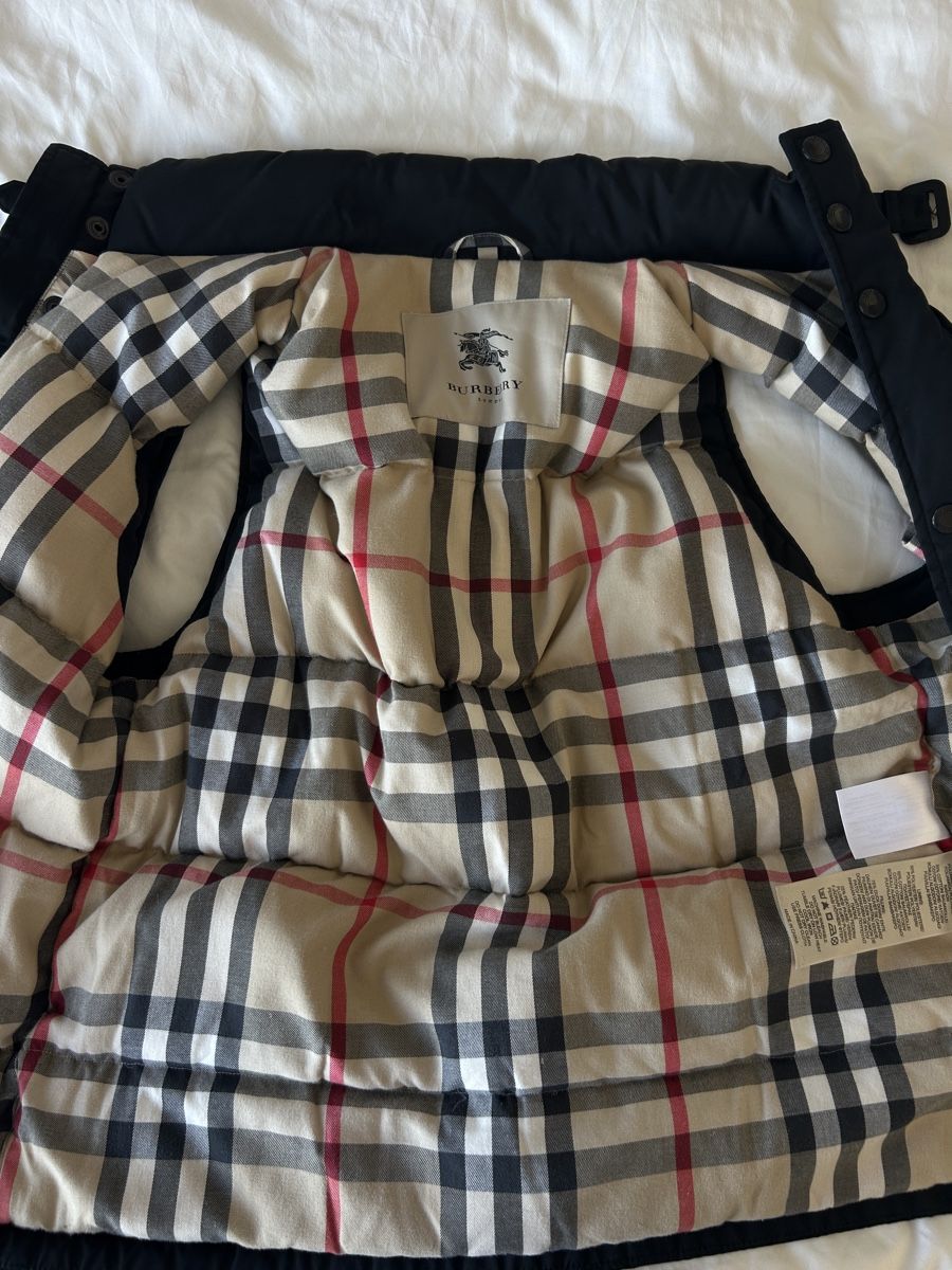 Burberry Giacche: Burberry Jacket – Nuovo (secondo la descrizione) da Horgen venduto da mar_9yv7 2