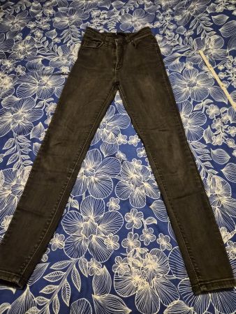 Jeanshose Shein  gr 27   nr 23