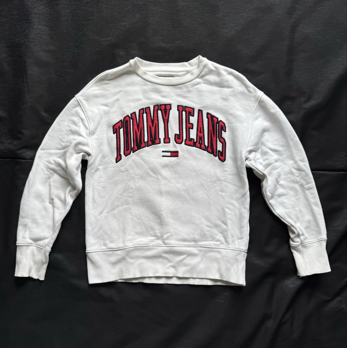 Tommy Hilfiger Maglioni & Felpe: Tommy Jeans Sweatshirt – Usato da Zürich venduto da yneez