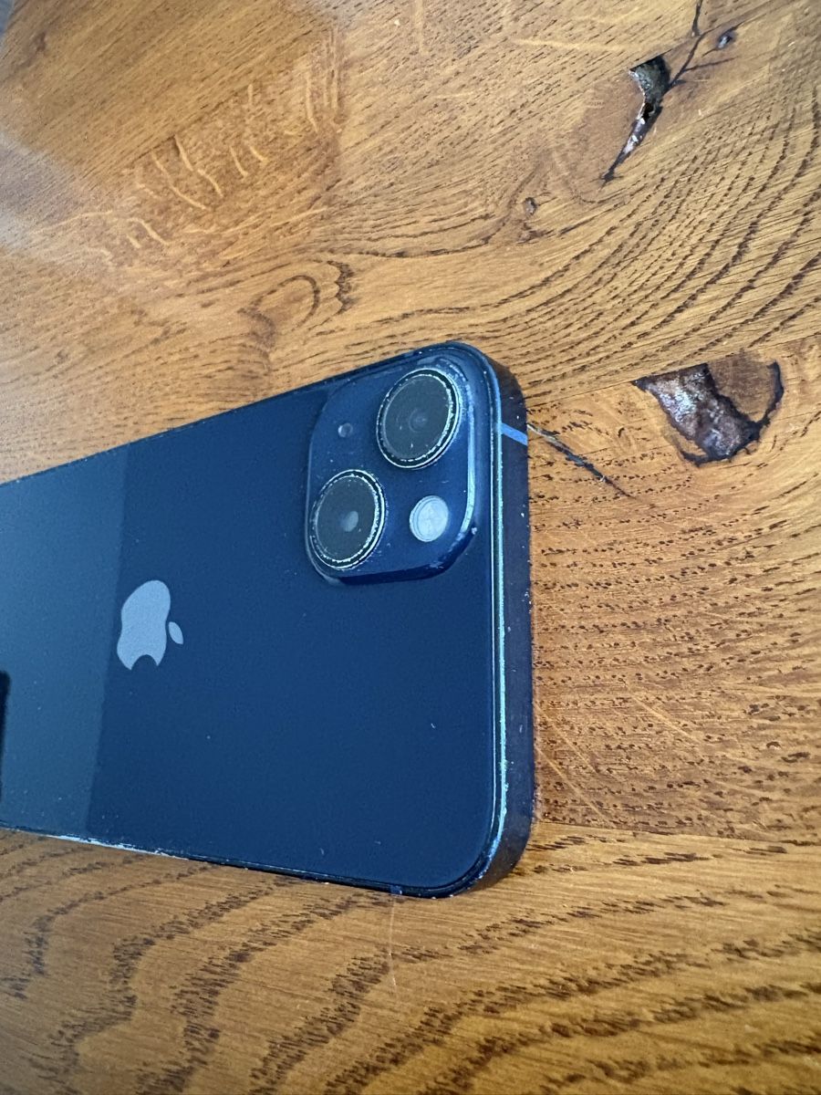 Apple Telefoni cellulari / Smartphones: iPhone 13 – Usato da Obfelden venduto da dan_88j2 2