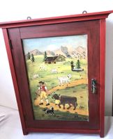 Wandschrank aus Holz mit Appenzeller Bauernmalerei