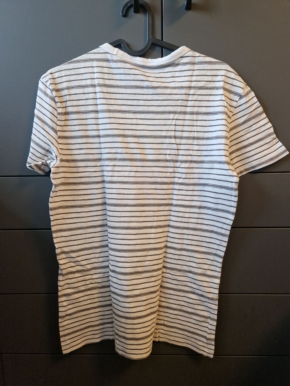T-shirts: Tshirt gestreift Gr. XS/S – Neuf (Voir description) à Frauenkappelen par sarahgygax_ 1