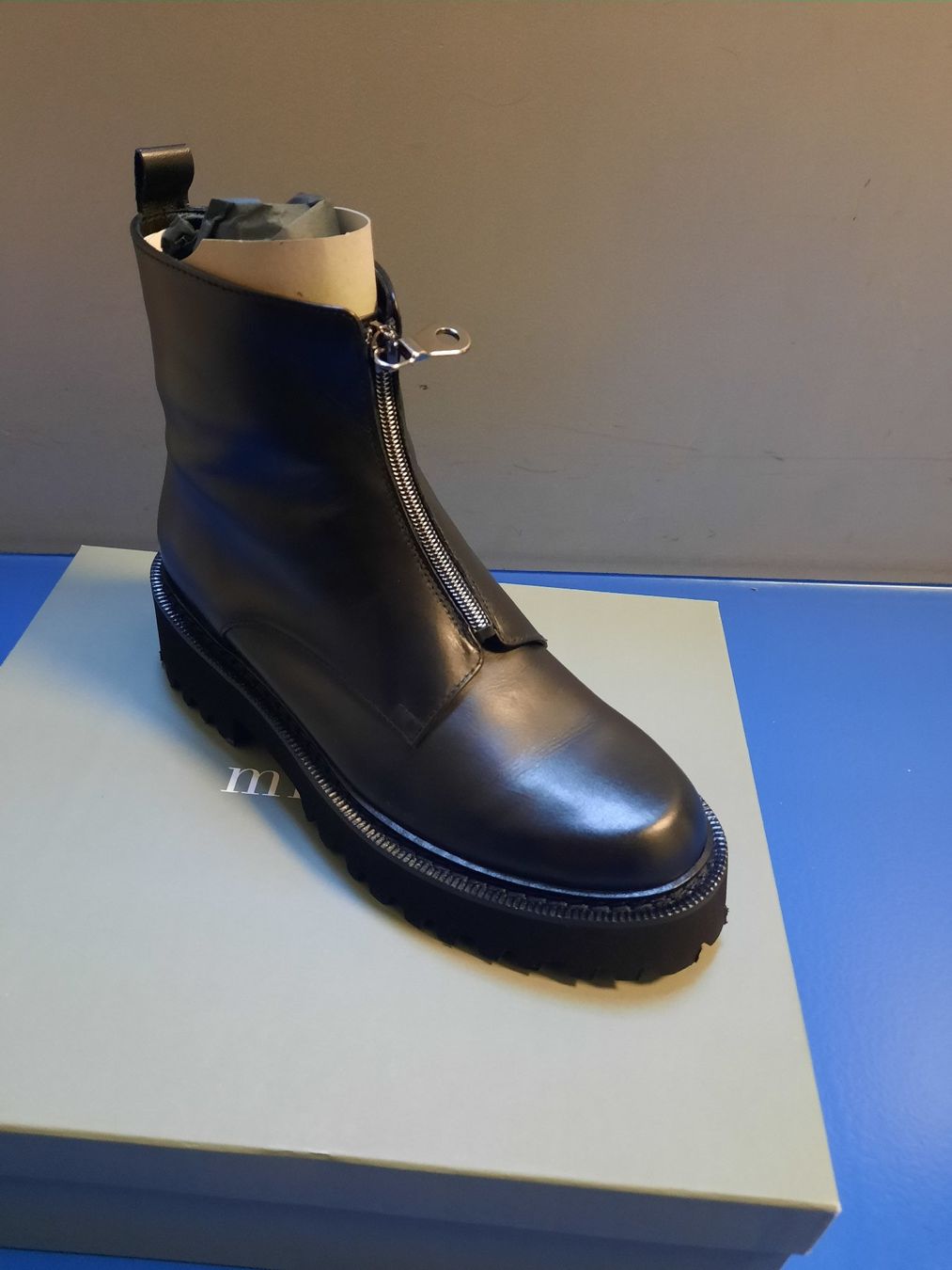 Damenschuhe: Stiefel – Neu und originalverpackt aus Zürich von pia_p95m 1