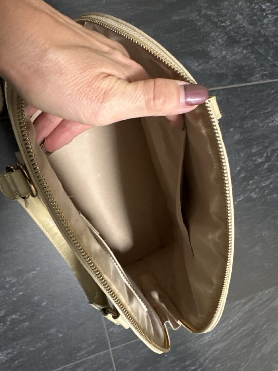 Borse da donna: Handtasche Alma lack beige – Usato da Däniken SO venduto da NBdesign 4
