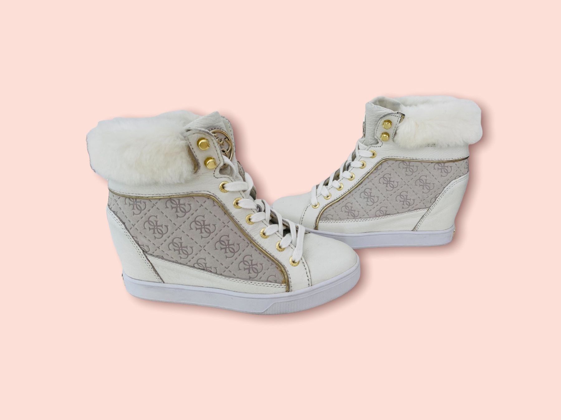 Guess Chaussures femmes: Guess 35 – D'occasion à Ponte Tresa par La_Vie_En_Rose