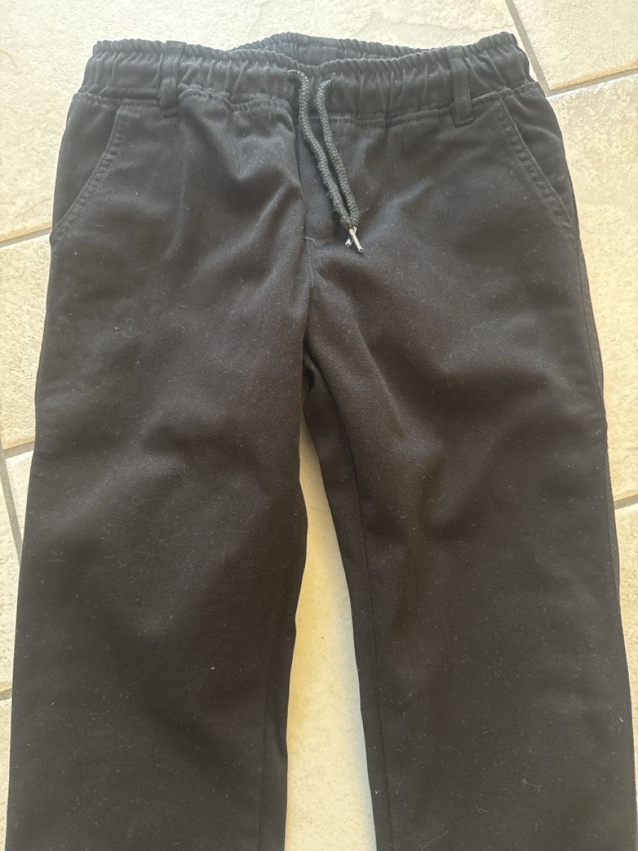 Pantaloni: Hose Gr.ca.10-12 J. – Usato da Waltenschwil venduto da lina-04 1