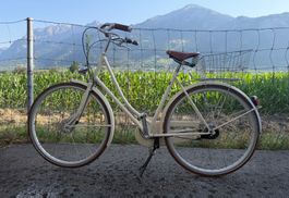Damenrad "Telaio Fatto A Mano In Italia" Cremefarben gute...