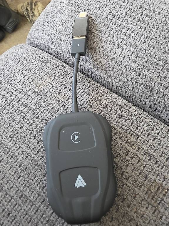Laufwerke & Adapter: Bluetooth Car Play/ Android Auto  – Gebraucht aus Wald ZH von Thonolan