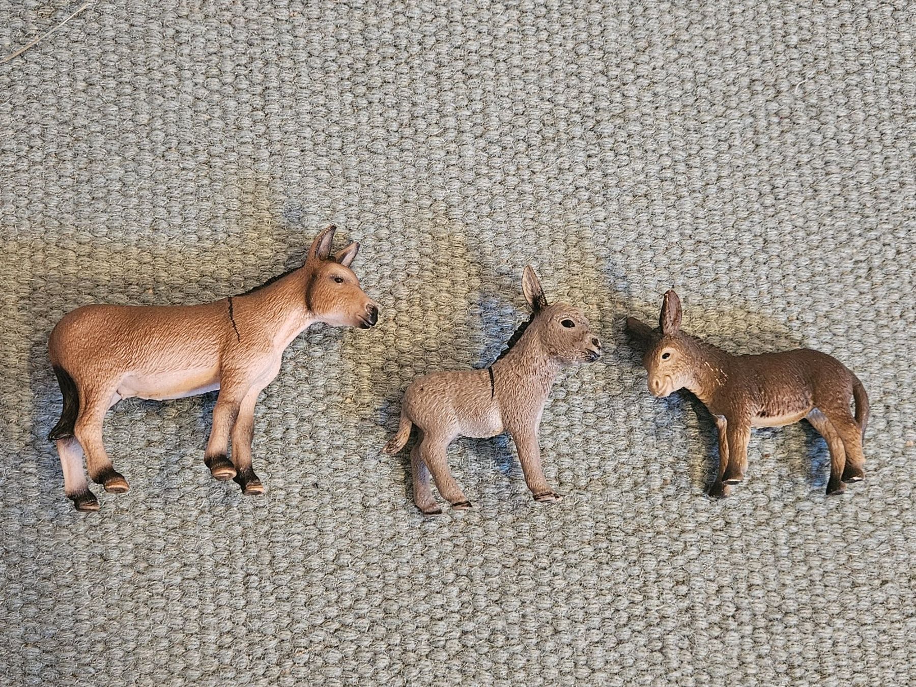 Schleich Giocattoli: 3 schöne Schleich Esel, teilw. älter – Usato da Rifferswil venduto da fle_5nqr
