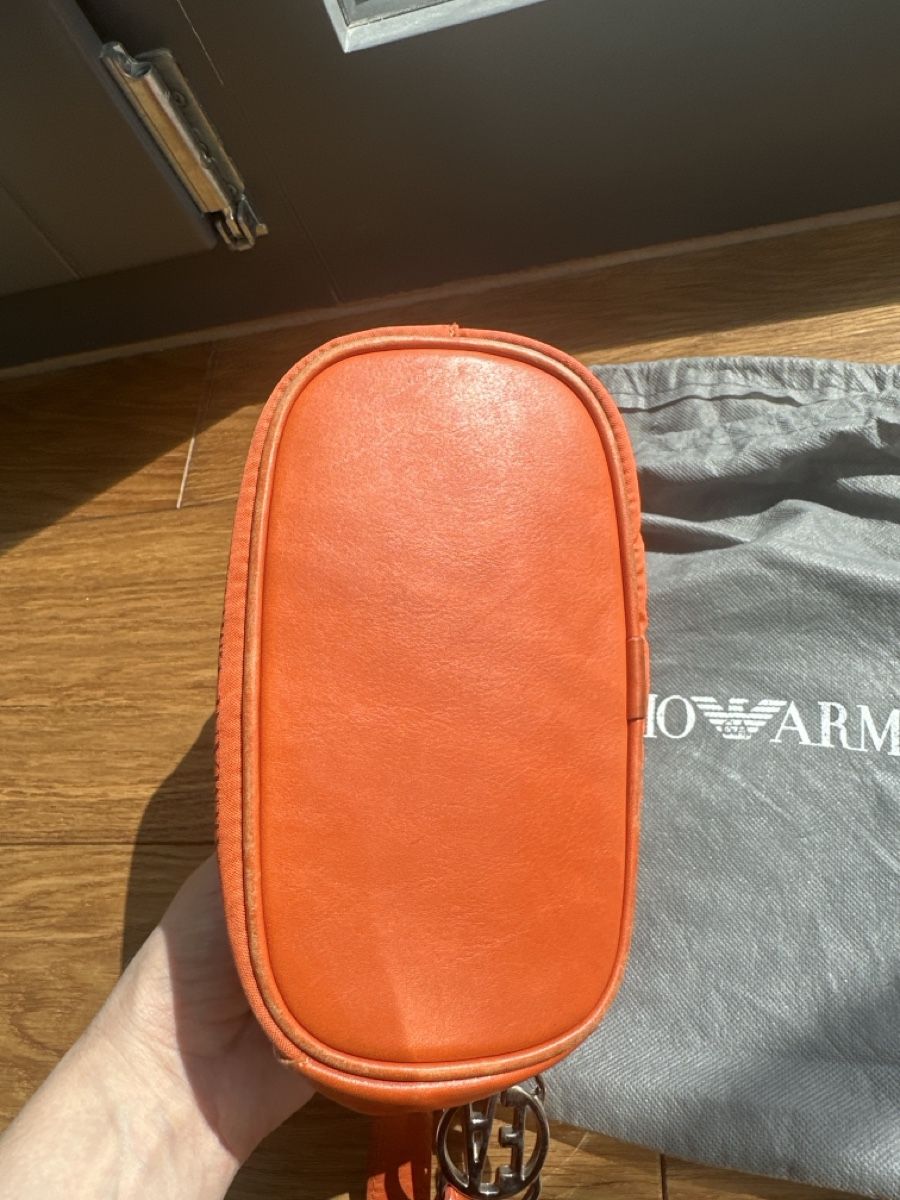 Armani Borse: Vintage Armani Tasche Orange – Usato da Laufen venduto da BABA812 2