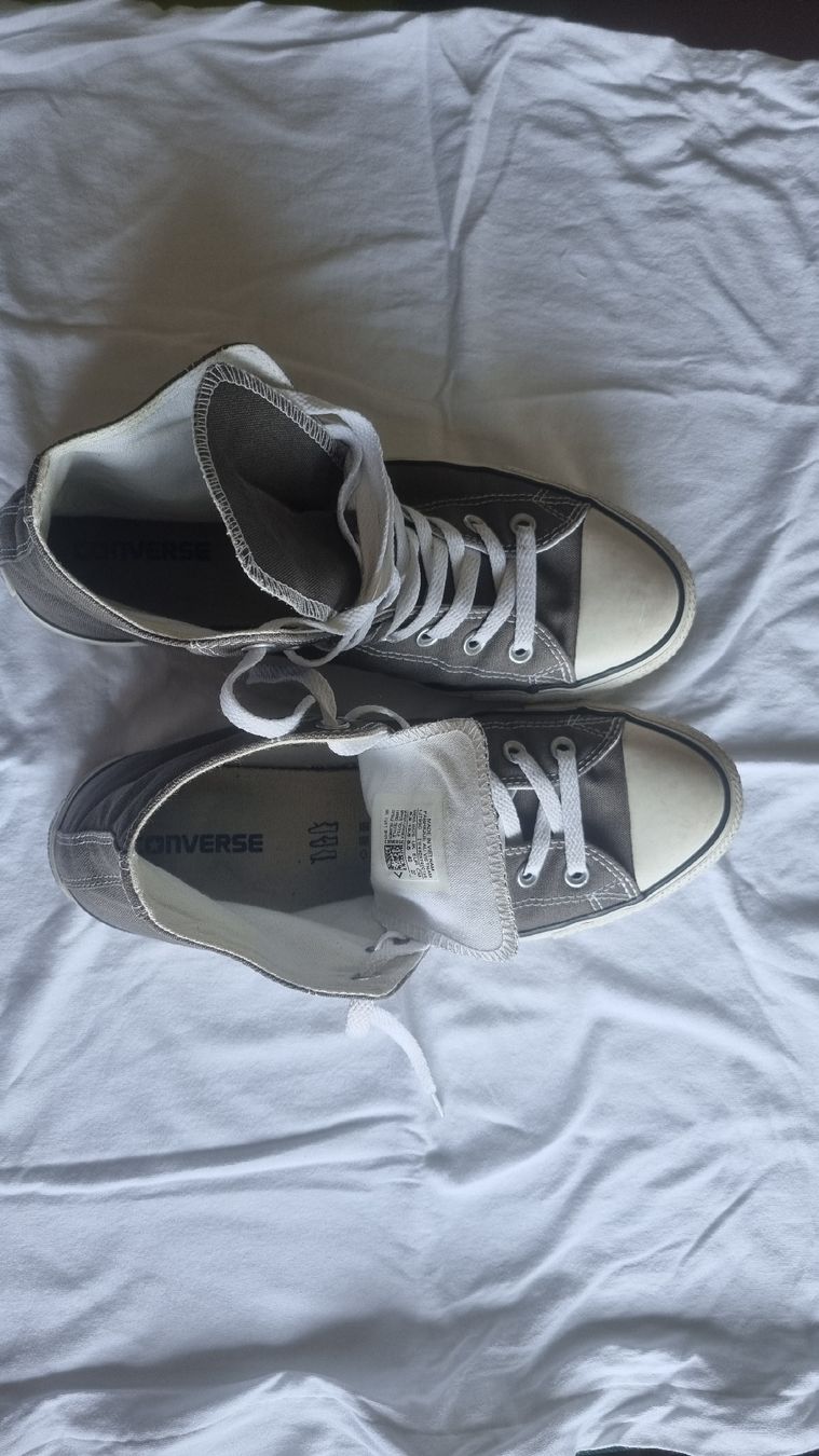 Converse Scarpe da uomo: Converse Chuck Taylor All Star Grau Grösse 42 – Usato da Uster venduto da Worm 6